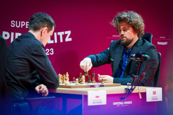 Grand Chess Tour: Νικητής στη Βαρσοβία ο Κάρλσεν